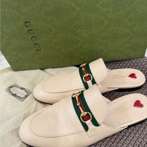 Gucci Cream Leather Horsebit Mule with Signature Green & Red Web